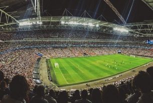 ¿Cómo disfrutar de un partido de fútbol desde casa?